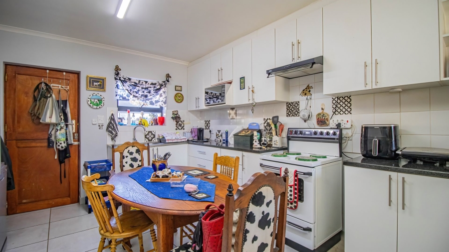 3 Bedroom Property for Sale in Mossel Bay Ext 15 Western Cape